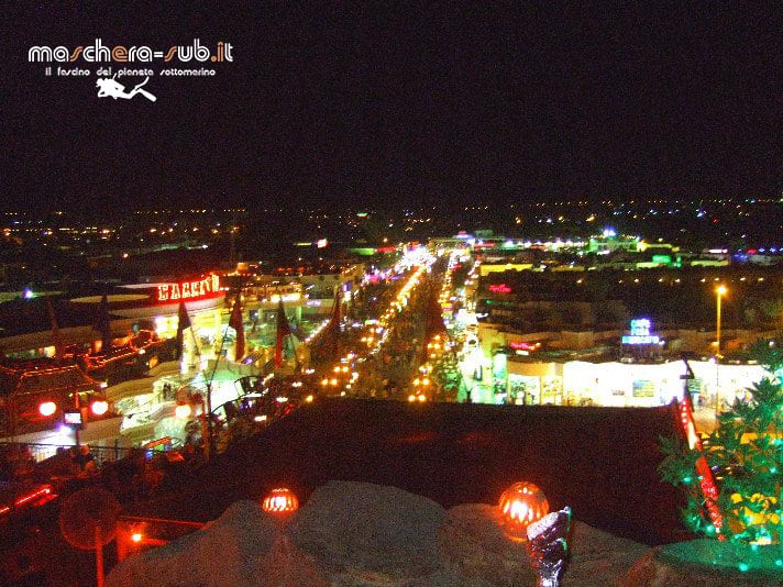Sharm El Sheikh di notte